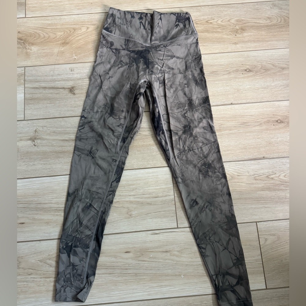 Balance Athletics / Vitality leggings
